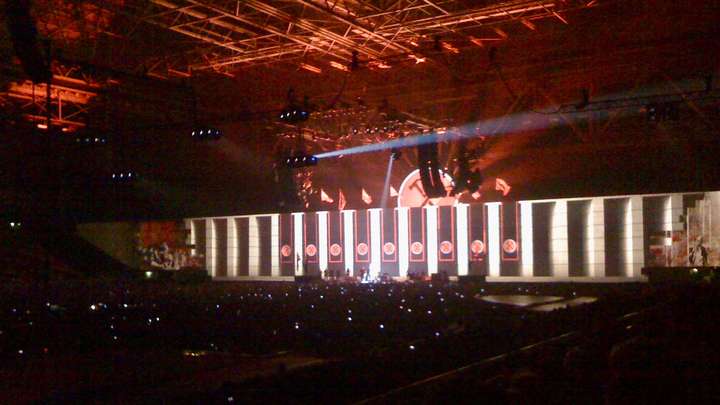 Roger Waters - The Wall - Gelredome - 2011